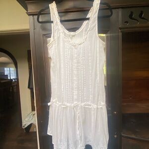 Heritage 1981 White Ruffled Dress